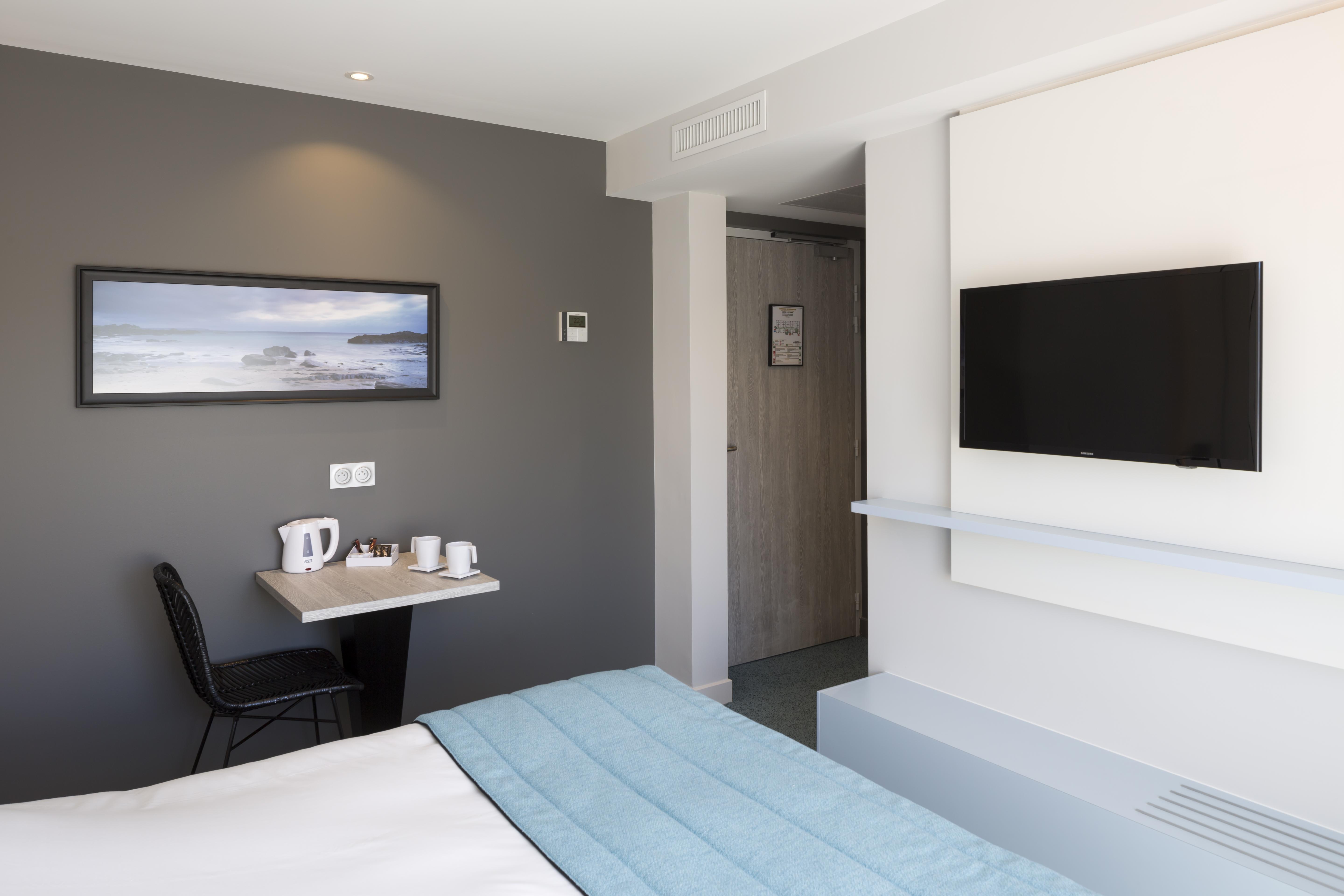Logis Hotel Les Pins - Operalia Balaruc-les-Bains Luaran gambar