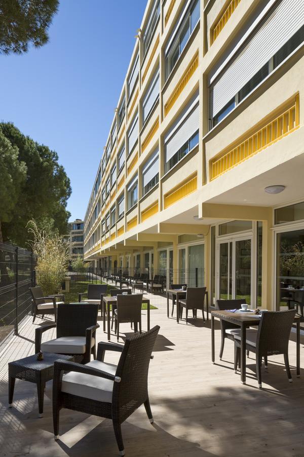 Logis Hotel Les Pins - Operalia Balaruc-les-Bains Luaran gambar