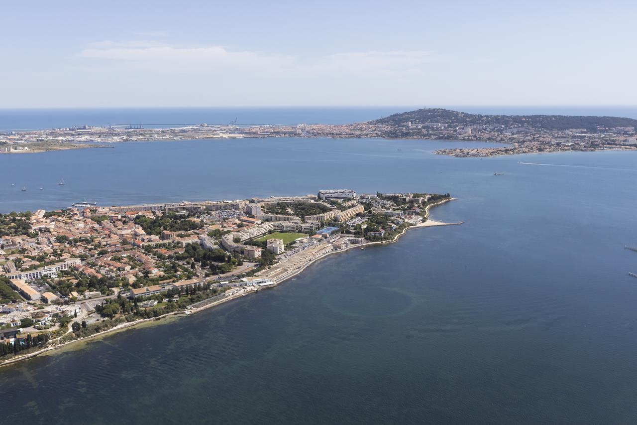 Logis Hotel Les Pins - Operalia Balaruc-les-Bains Luaran gambar