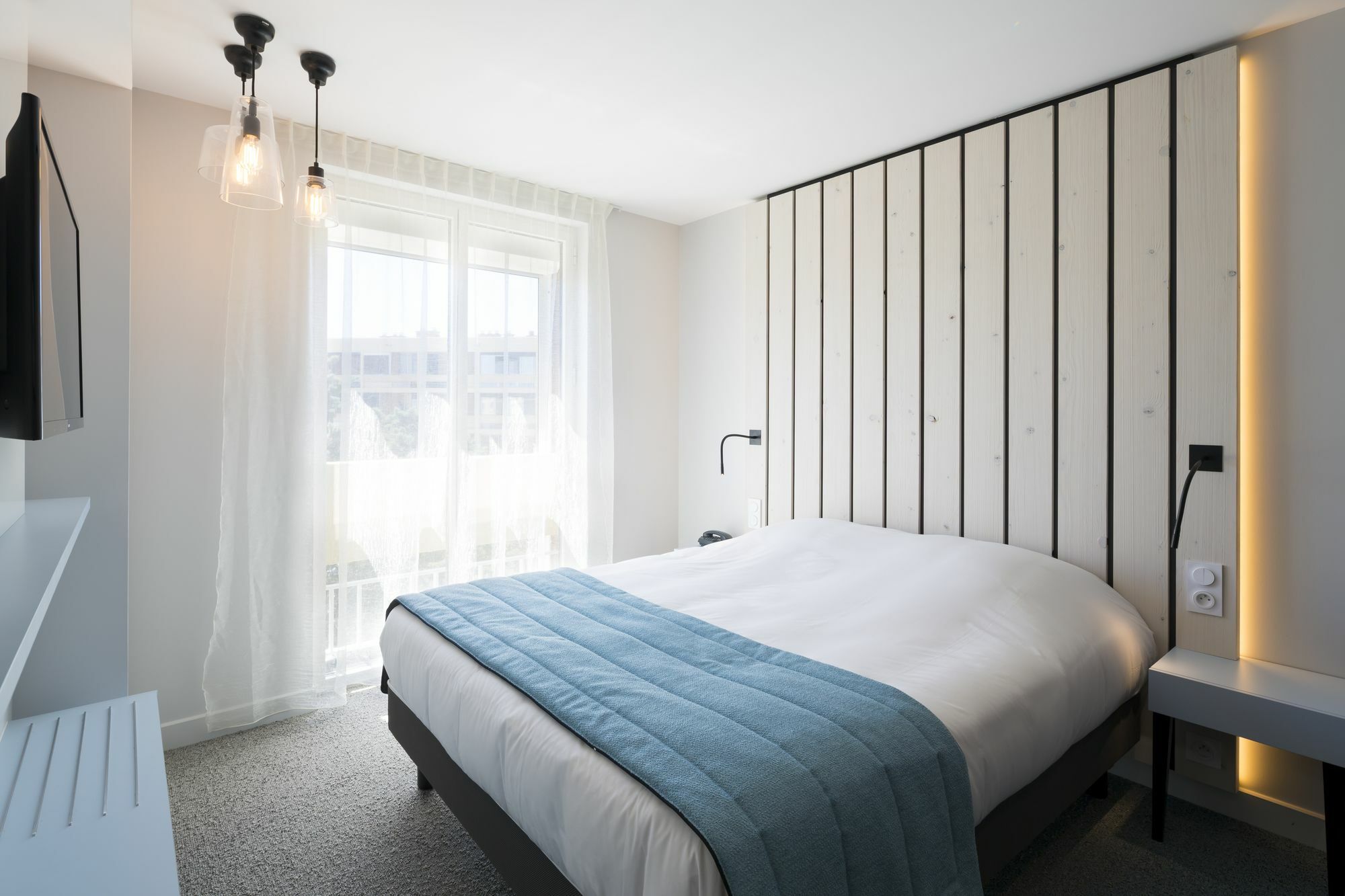 Logis Hotel Les Pins - Operalia Balaruc-les-Bains Luaran gambar